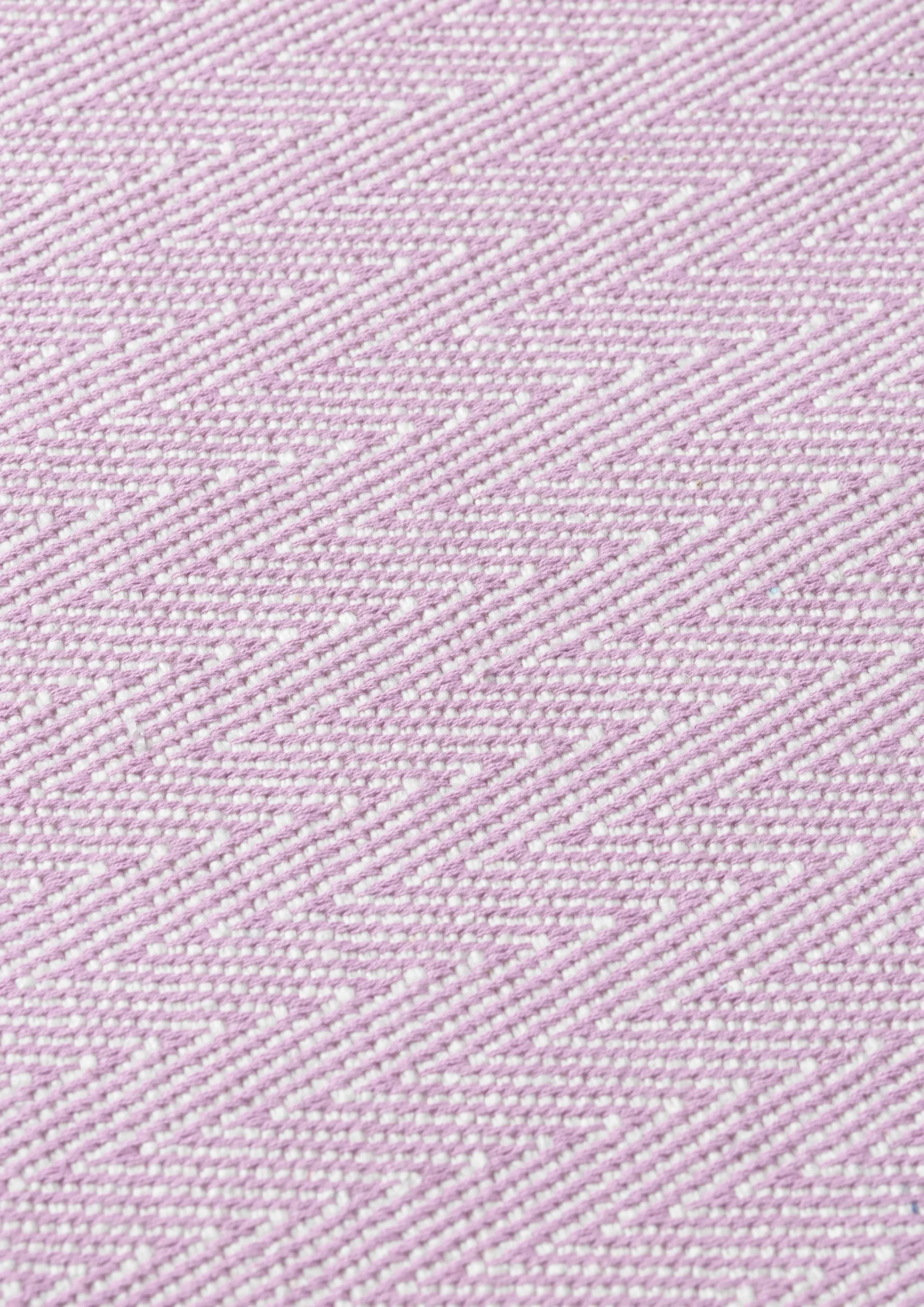 Lyngby Porcelæn Herringbone Dekkebrikker 43x30 cm lilla